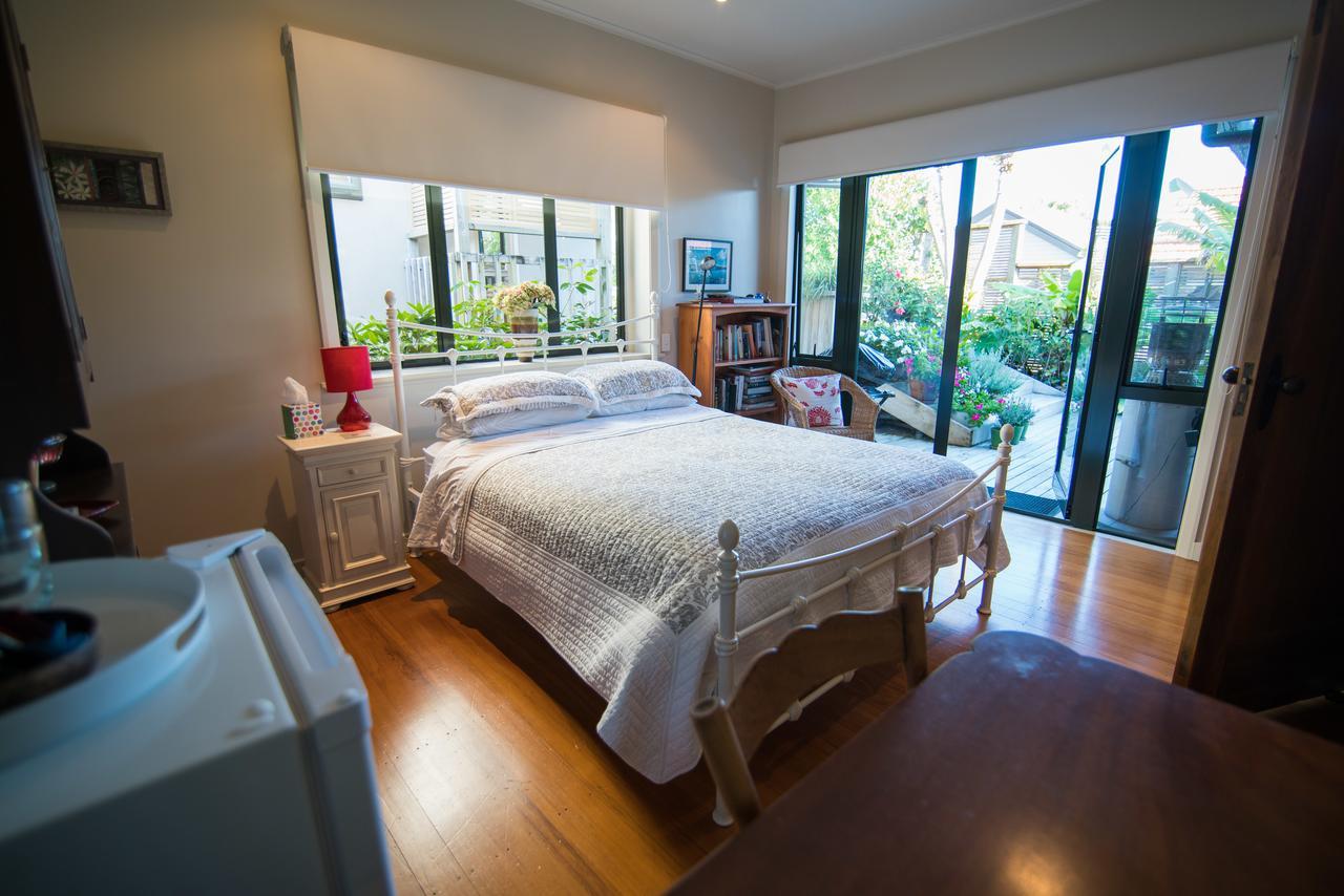 オークランド テリー アンド シンディズ ベッド＆ブレックファースト Bed & Breakfast エクステリア 写真