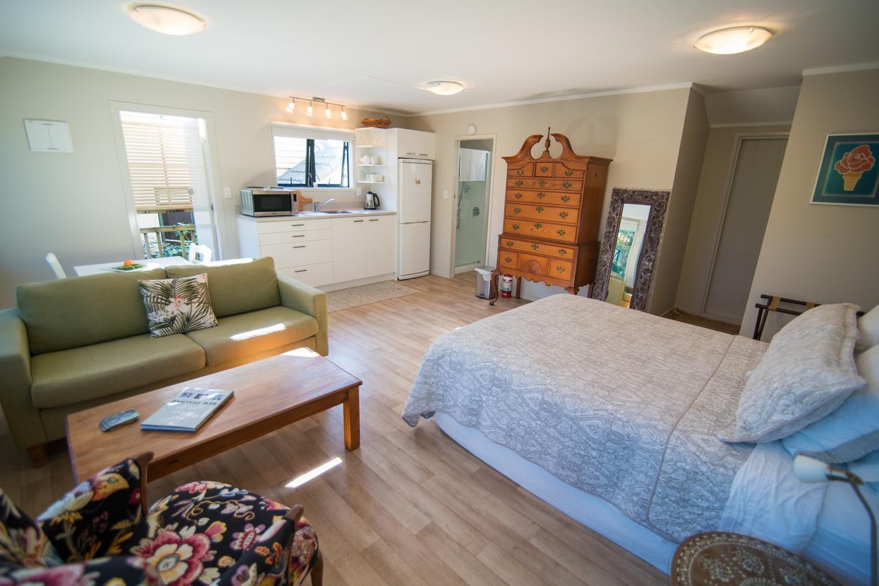 オークランド テリー アンド シンディズ ベッド＆ブレックファースト Bed & Breakfast エクステリア 写真