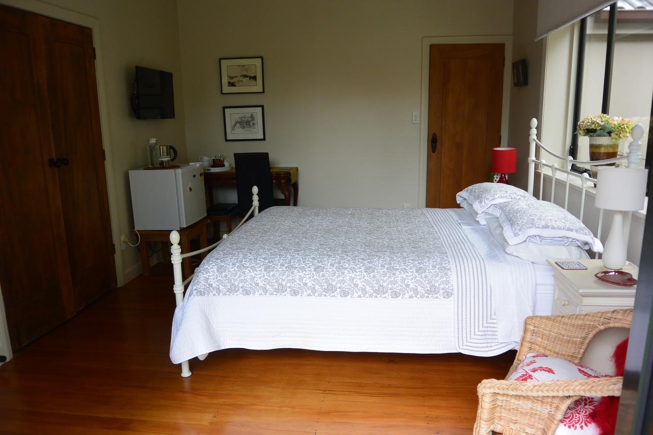 オークランド テリー アンド シンディズ ベッド＆ブレックファースト Bed & Breakfast エクステリア 写真